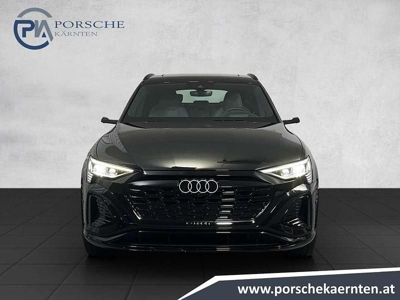 Gebraucht Audi e-tron 225 kW (307 PS) 2024 Schwarz SUV