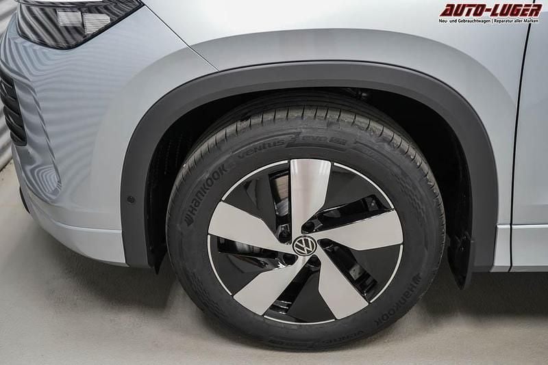 Neu VW Tayron Life 150 PS (110 kW) 2025 Oyster silber metallic (f0) SUV