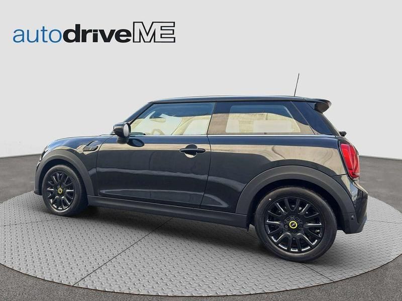Gebraucht Mini Cooper SE Pepper 135 kW (184 PS) 2022 Schwarz Kleinwagen