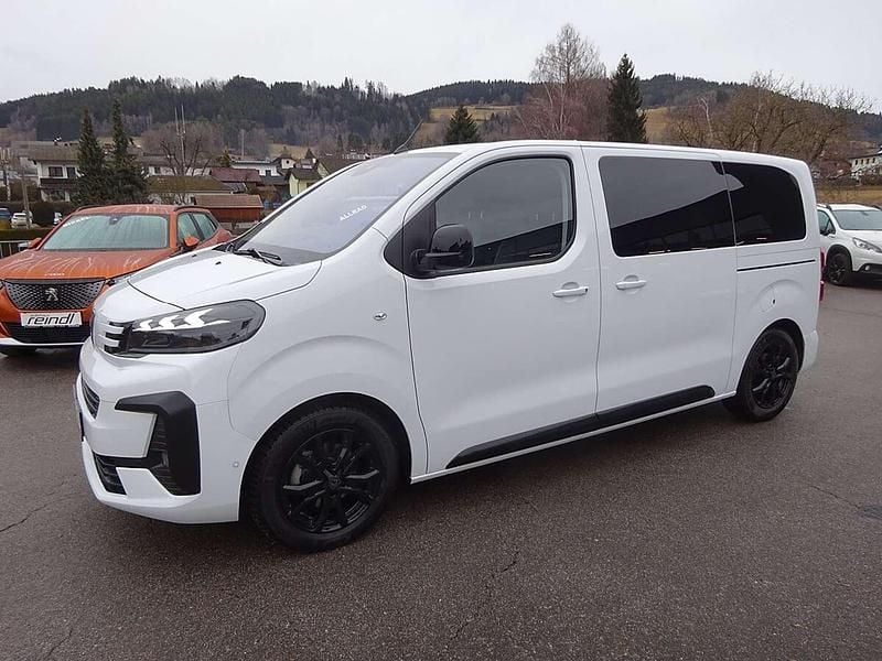Gebraucht Peugeot Traveller Premium 179 PS (131 kW) 2025 Weiß Van / Kleinbus