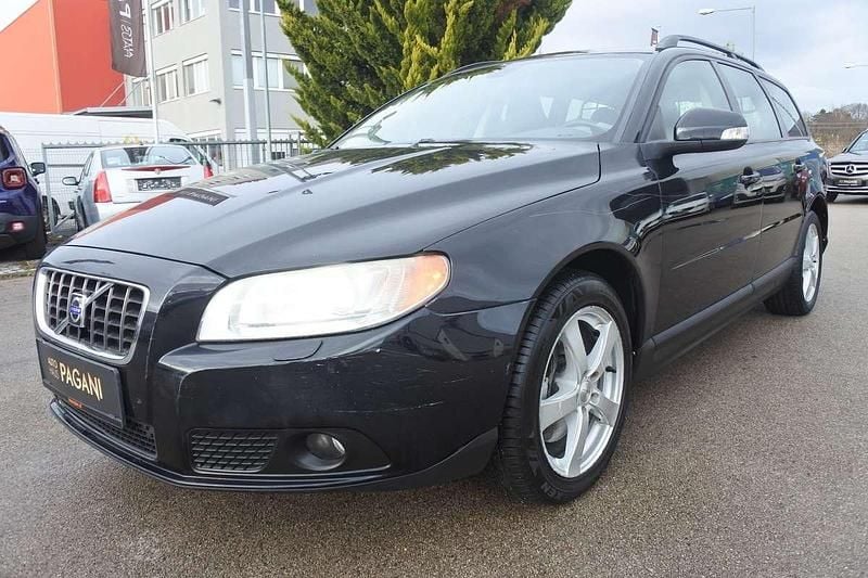 Gebraucht Volvo V70 Summum 185 PS (136 kW) 2009 Kombi