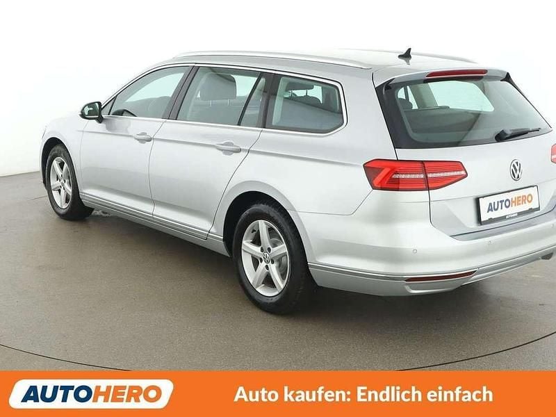 Gebraucht VW Passat Highline 150 PS (110 kW) 2015 Silber Kombi