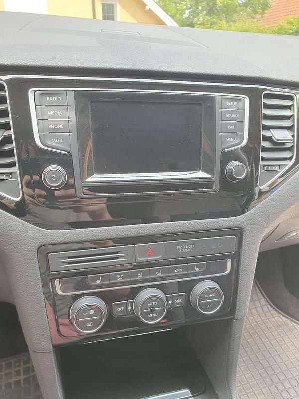 Gebraucht VW Golf VII Highline 110 PS (80 kW) 2014 Silber Limousine