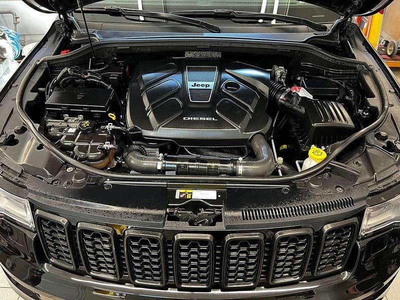 Gebraucht Jeep Grand Cherokee Summit 250 PS (183 kW) 2017 Schwarz SUV