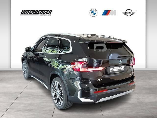 Neu BMW X1 Luxury Line 245 PS (180 kW) 2025 Schwarz sonderlackierung SUV
