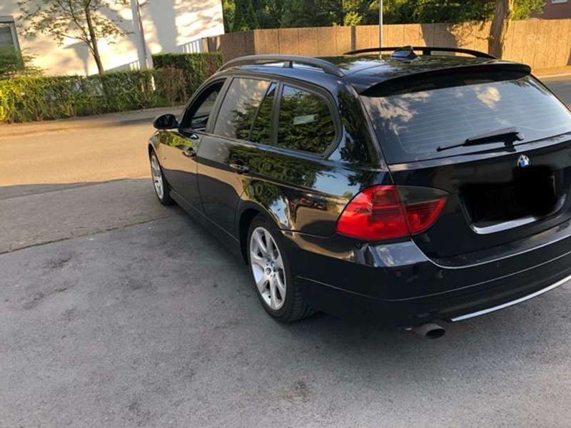 Verkauft BMW 320 3erReihe Kombi Diese., gebraucht 2006, 246.000 km in St.Pölten