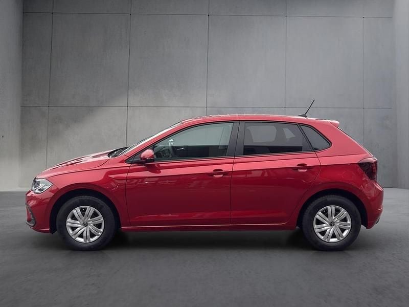 Neu VW Polo 80 PS (58 kW) 2025 Mittelrot  metallic Limousine
