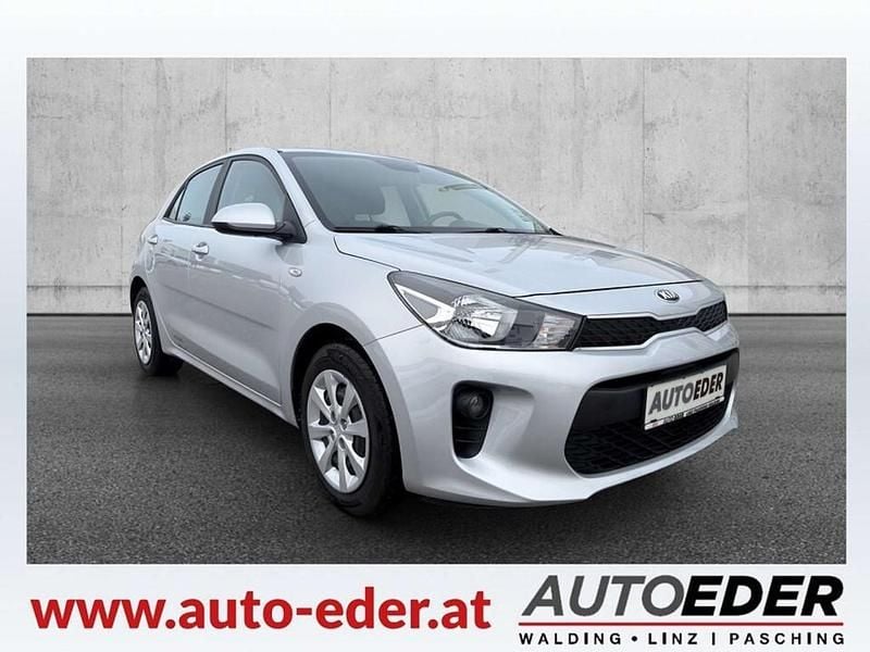 Gebraucht Kia Rio 86 PS (63 kW) 2017 Silber Limousine