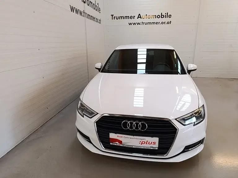Gebraucht Audi A3 116 PS (85 kW) 2017 Weiß Limousine