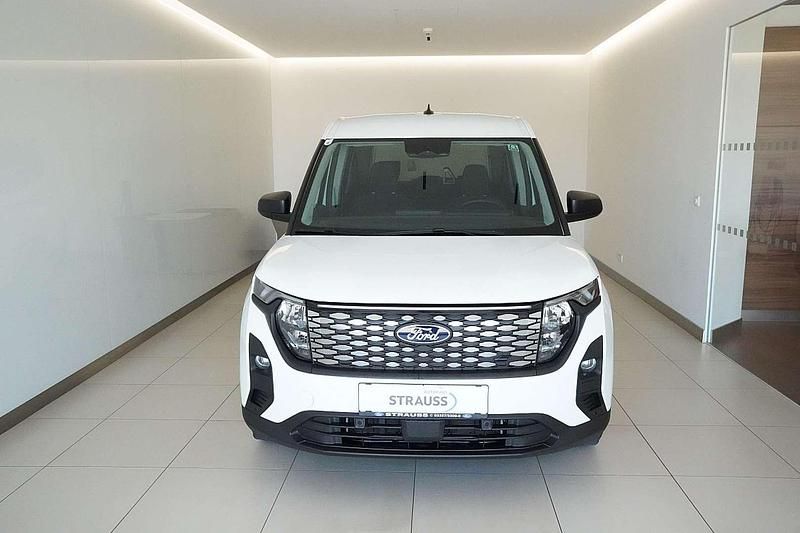 Gebraucht Ford Tourneo Trend 100 kW (136 PS) 2025 Weiß Kombi