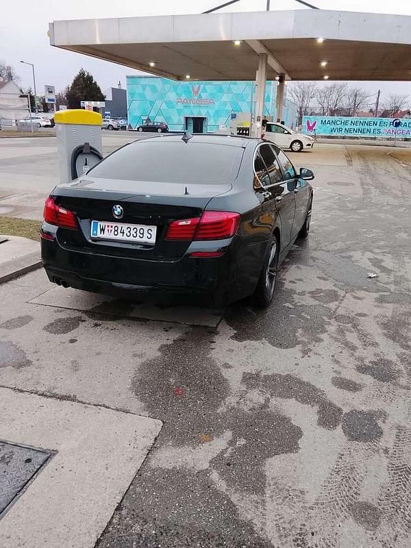 Gebraucht BMW 525 218 PS (160 kW) 2014 Schwarz Limousine