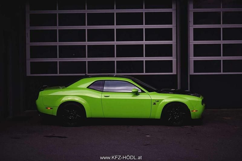 Gebraucht Dodge Challenger 492 PS (361 kW) 2015 Grün Coupé