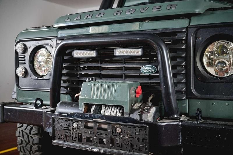 Gebraucht Land Rover Defender 122 PS (89 kW) 2013 Grün SUV
