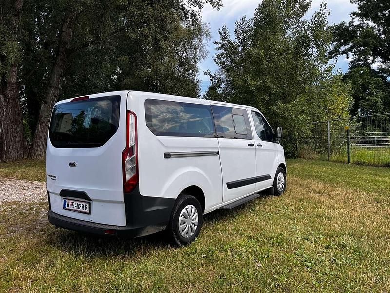 Gebraucht Ford Tourneo Trend 101 PS (74 kW) 2013 Weiß Van / Kleinbus