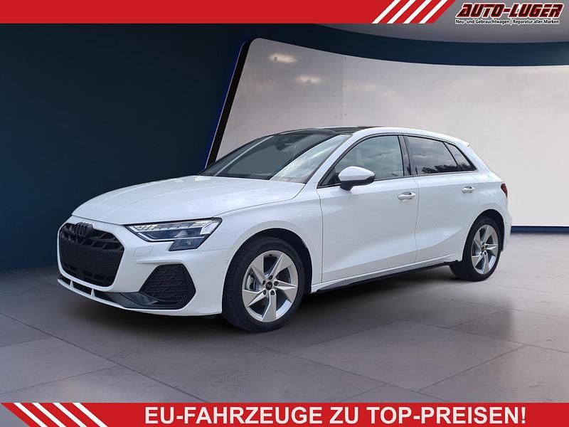 Gebraucht Audi A3 S-Line 2024 Arkonaweiß Limousine
