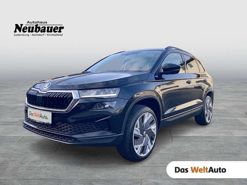 Schwarz metallicperleffektno Gebraucht 2022 Skoda Karoq Style SUV | € 31.990 (Fairer Preis) - Bild 1/4