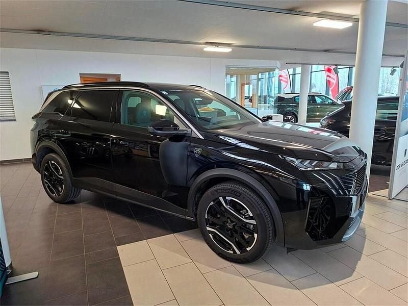 Neu Peugeot 5008 GT 195 PS (143 kW) 2025 Schwarz SUV