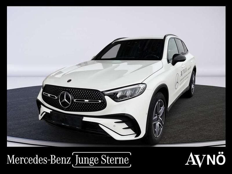 Gebraucht Mercedes GLC220 197 PS (144 kW) 2024 Weiß SUV