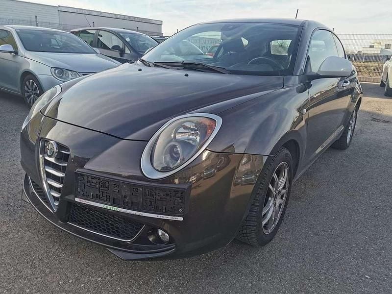 Gebraucht Alfa Romeo MiTo 105 PS (77 kW) 2015 Grau Kleinwagen