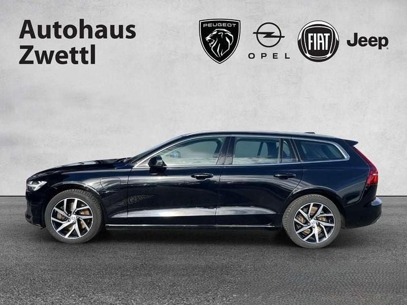 Gebraucht Volvo V60 Inscription 253 PS (186 kW) 2020 Schwarz Kombi