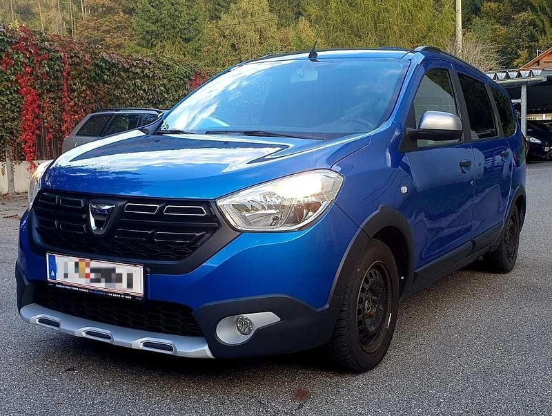 Blau Gebraucht 2019 Dacia Lodgy Van / Kleinbus | € 9.300 (Guter Preis) - Bild 1/4