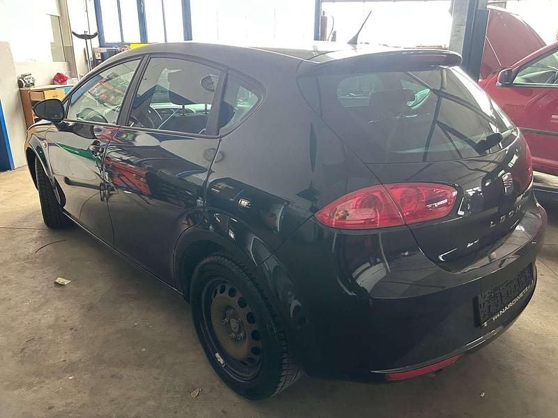 Gebraucht Seat Leon Reference 86 PS (63 kW) 2011 Schwarz Kleinwagen