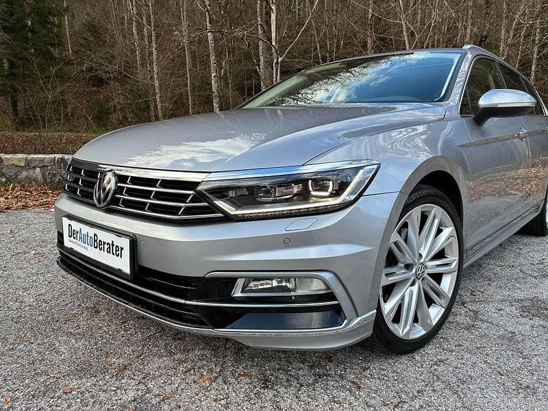 Gebraucht VW Passat R-line 150 PS (110 kW) 2019 Grau Kombi