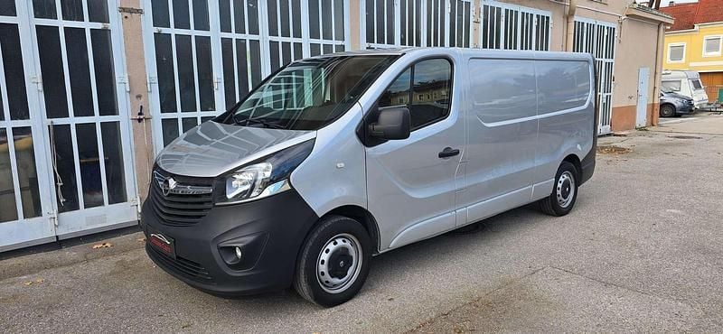 Grau Gebraucht 2019 Opel Vivaro Van / Kleinbus | € 12.990 - Bild 1/4