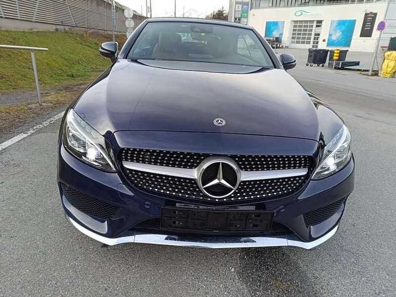Gebraucht Mercedes C250 204 PS (150 kW) 2017 Blau Cabrio