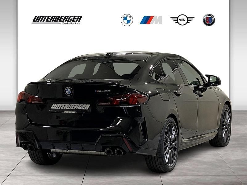 Neu BMW M235 M Sport 300 PS (220 kW) 2025 Schwarz Coupé