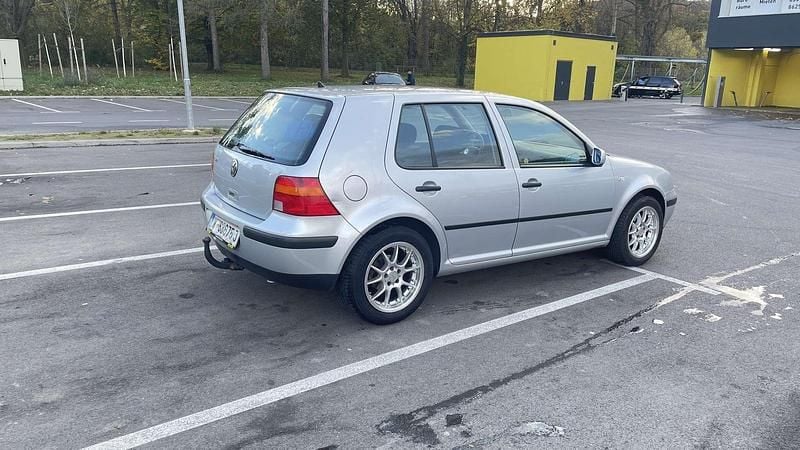 Gebraucht VW Golf IV 75 PS (55 kW) 2001 Limousine