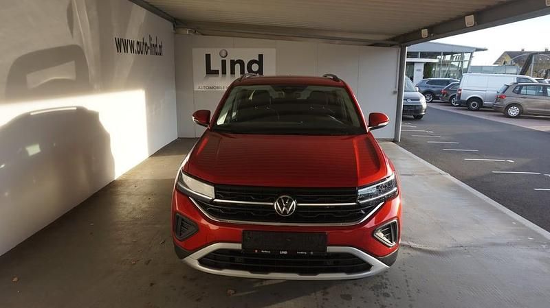 Neu VW T-Cross 95 PS (69 kW) 2025 Mittelrot  metallic SUV