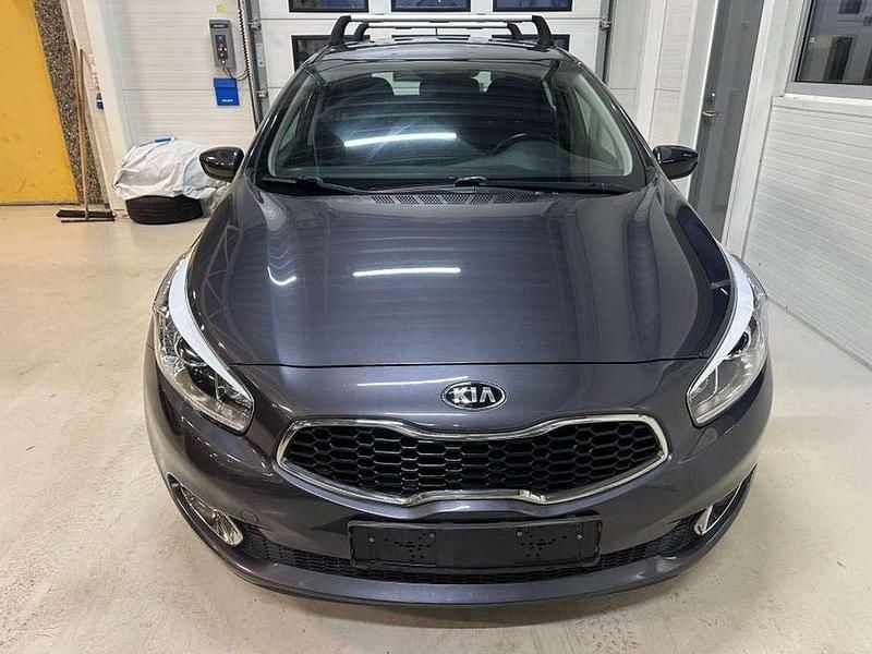 Gebraucht Kia Ceed Motion 101 PS (74 kW) 2014 Kleinwagen