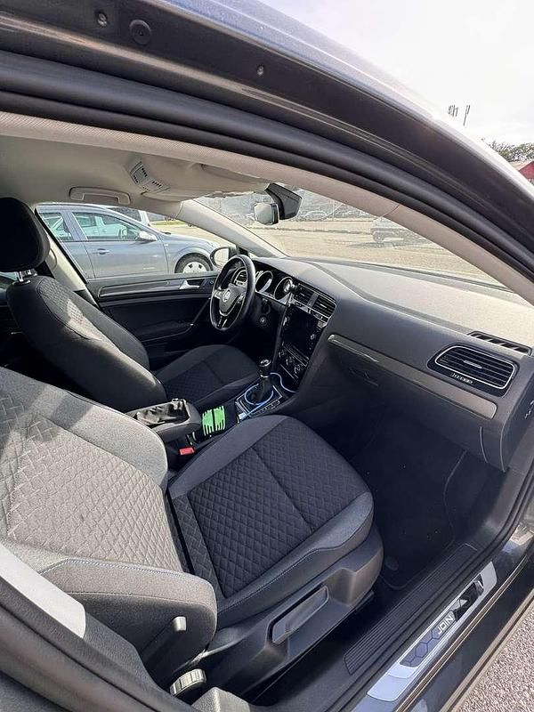 Gebraucht VW Golf Join 110 PS (80 kW) 2018 Limousine