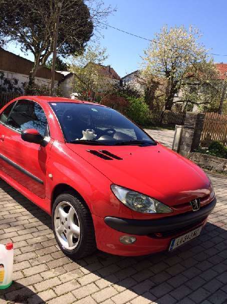 Verkauft Peugeot 206 CC Cabrio / Roads., gebraucht 2001 ...