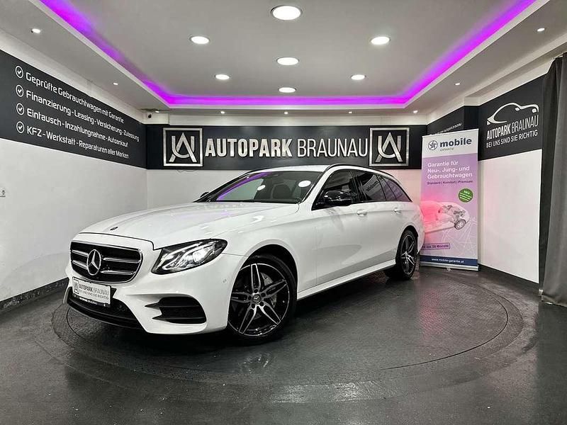 Weiß Gebraucht 2017 Mercedes E220 AMG line Kombi | € 26.499 (Fairer Preis) - Bild 1/4