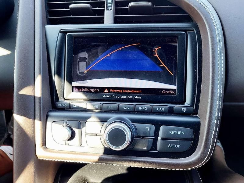 Gebraucht Audi R8 Spyder 430 PS (316 kW) 2011 Weiß Cabrio