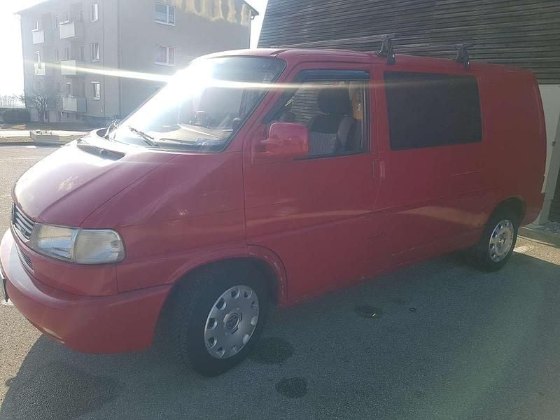 Gebraucht VW T4 102 PS (75 kW) 1998 Rot Van