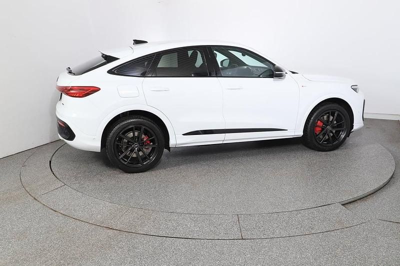 Gebraucht Audi Q5 Sportback Ambiente 204 PS (150 kW) 2025 Weiss  normal SUV