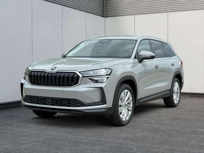 Neu Skoda Kodiaq Selection 150 PS (110 kW) 2025 Grau SUV