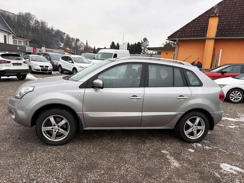 Gebraucht Renault Koleos 150 PS (110 kW) 2009 Silber SUV