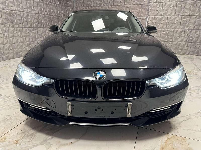 Gebraucht BMW 335 Luxury Line 306 PS (225 kW) 2012 Schwarz Limousine