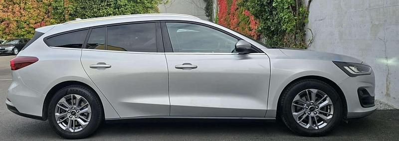 Gebraucht Ford Focus Titanium 120 PS (88 kW) 2022 Kombi
