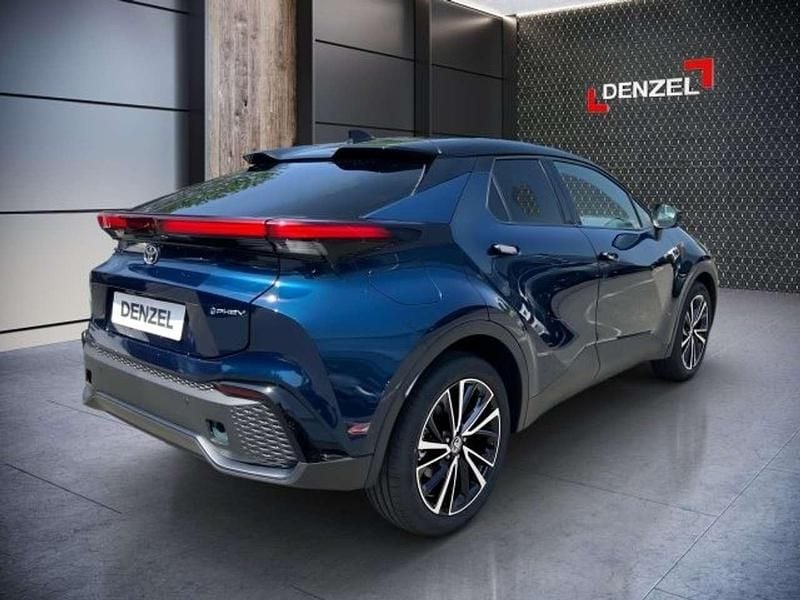 Neu Toyota C-HR Lounge 151 PS (111 kW) 2025 Blau SUV