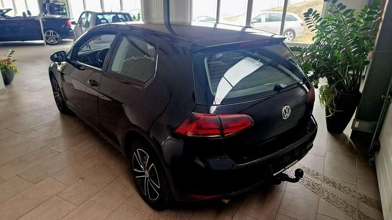 Gebraucht VW Golf VII 105 PS (77 kW) 2013 Schwarz Limousine