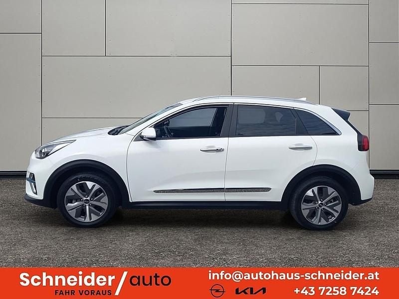 Gebraucht Kia e-Niro Gold 150 kW (204 PS) 2021 Weiß SUV