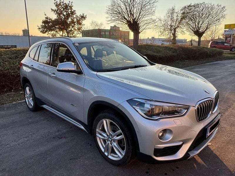 Silber Gebraucht 2018 BMW X1 xLine SUV | € 24.900 (Fairer Preis) - Bild 1/4