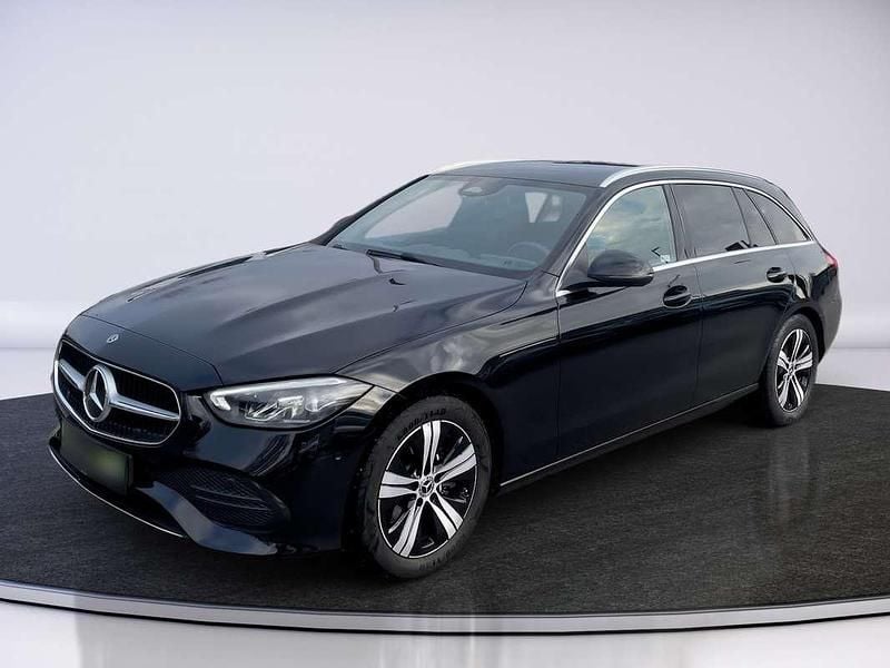 Gebraucht Mercedes C200 Edition 163 PS (119 kW) 2025 Schwarz Kombi