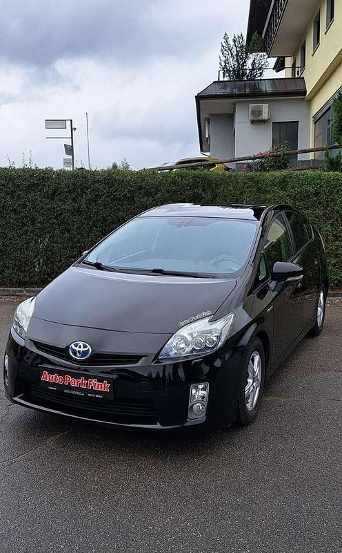 Gebraucht Toyota Prius 99 PS (72 kW) 2010 Schwarz Kleinwagen