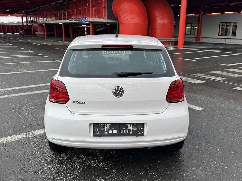 Gebraucht VW Polo Comfortline 60 PS (44 kW) 2014 Weiß Limousine